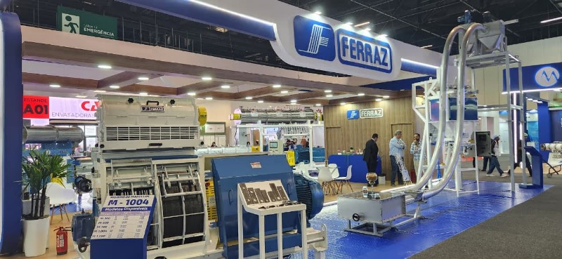 Cómo Ferraz mejora la calidad de los alimentos para mascotas con la tecnología de recubrimiento con grasa